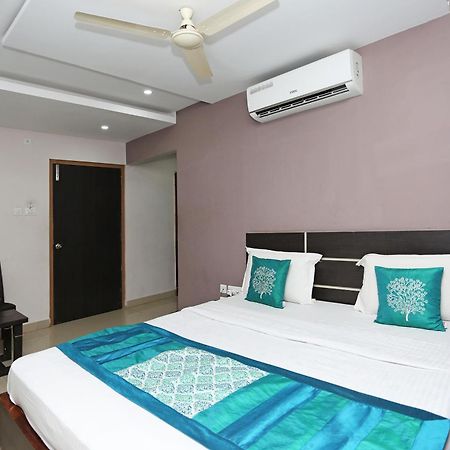 OYO 6076 Subudhi's Inn Puri Bagian luar foto