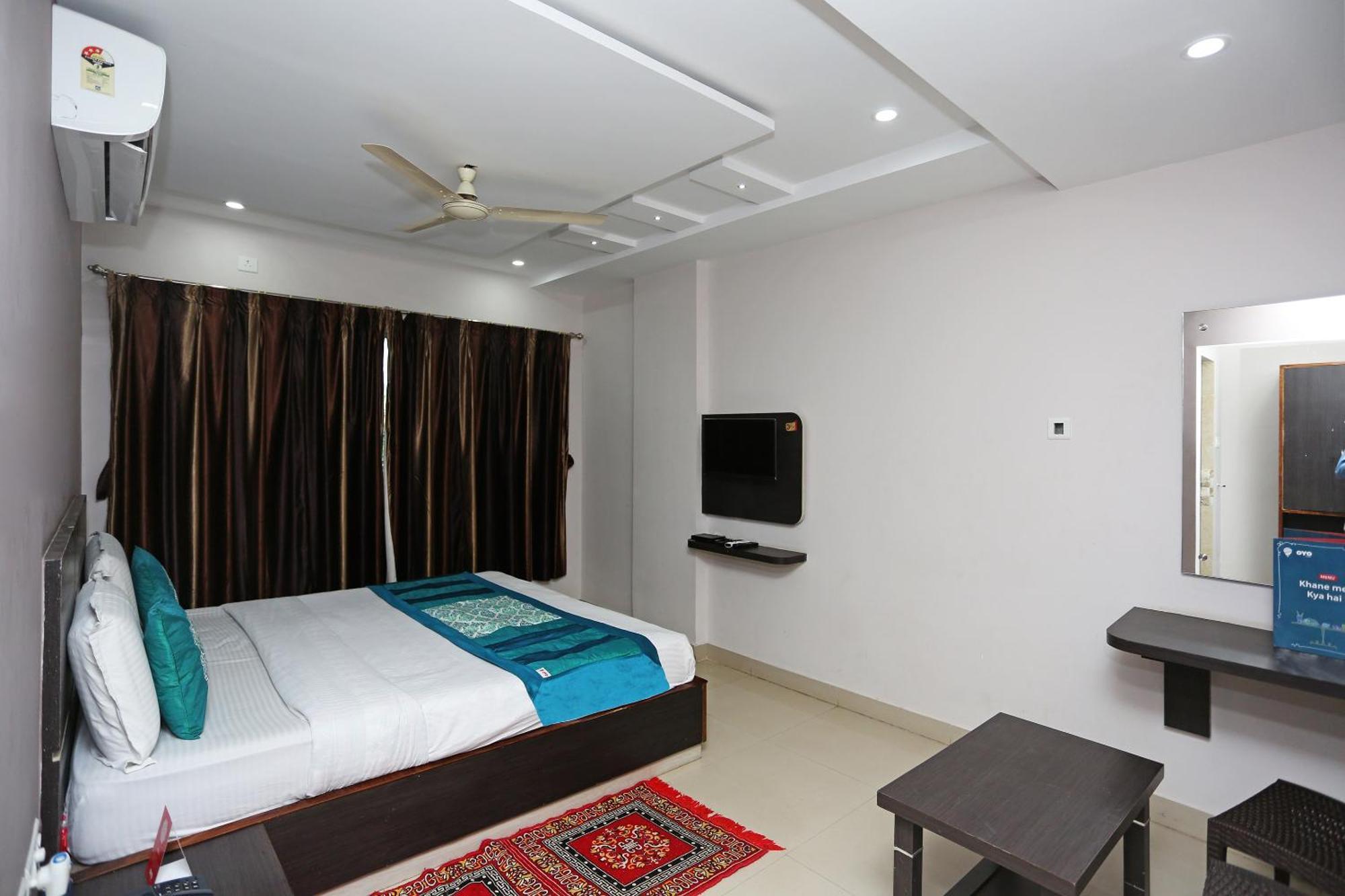 OYO 6076 Subudhi's Inn Puri Bagian luar foto